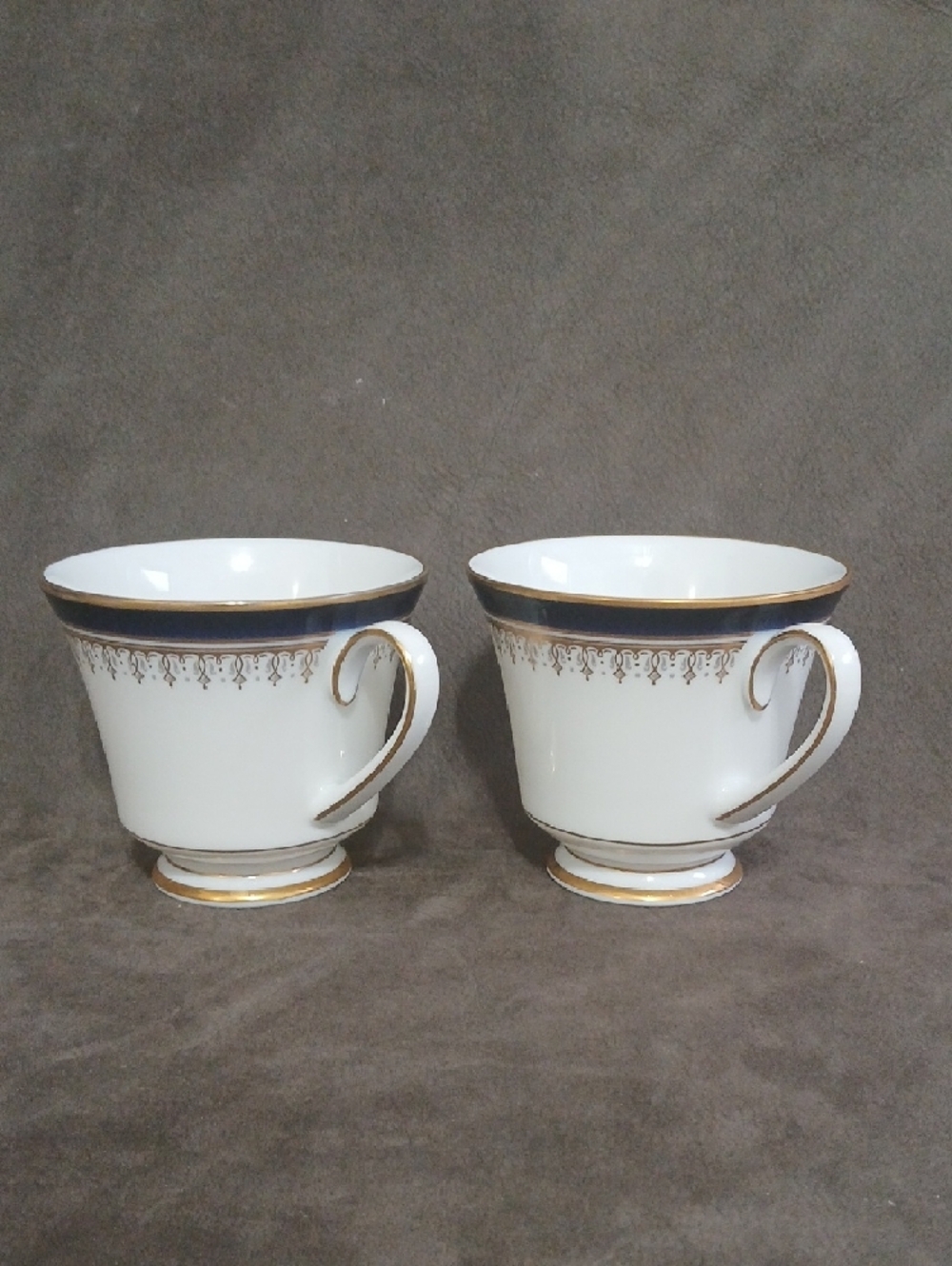 Legacy By Noritake GRAND MONARCH White, Navy and Gold Porcelain Mugs - Pair